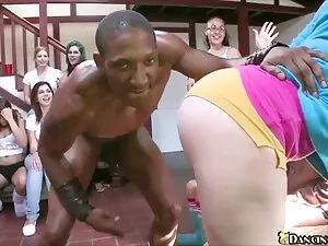 十代のAviは異人種間の犯されるのが大好 ...